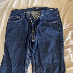 Dark blue vans jeans
